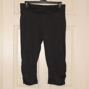 TANGERINE Activewear Capri Leggings Women’s